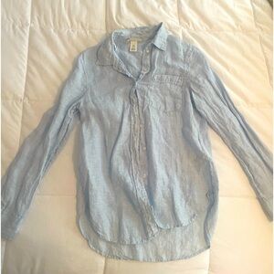 H&M light blue linen button-down top